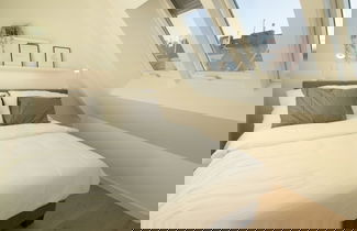 Foto 1 - Stylish & Modern Apartment