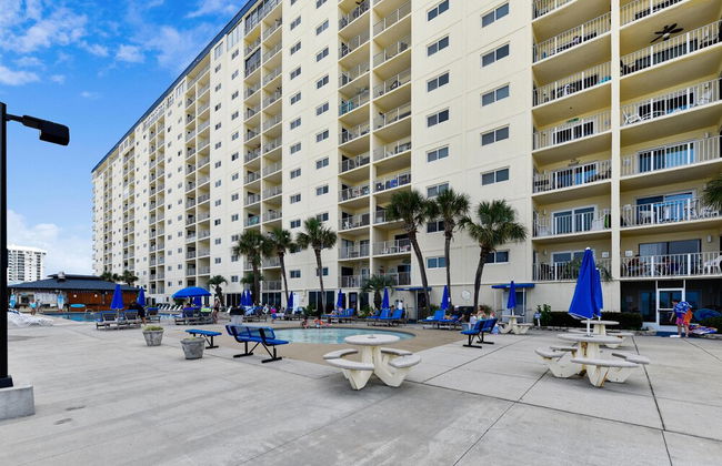 Regency Towers by Book That Condo - Foto 49