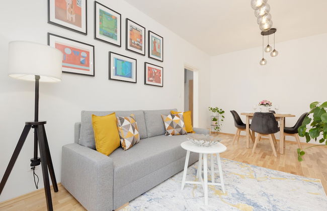 Krasinskiego Comfy Apartament by Renters - Photo 17