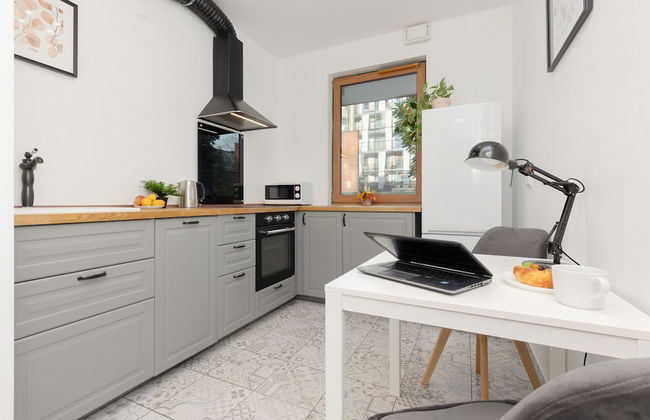 Krasinskiego Comfy Apartament by Renters - Photo 9