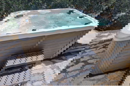 Foto 40 - Luxury villa complex Pendolino with heated pool and jacuzzi