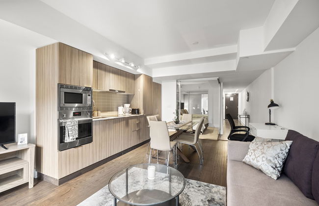 The Britt Condos by GLOBALSTAY in Downtown Toronto - Photo 14