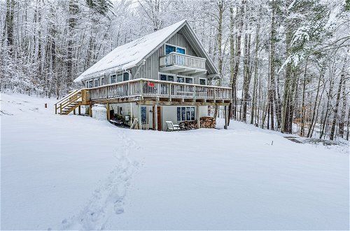 Foto 2 - Cozy Vermont Escape w/ Deck, Near Skiing