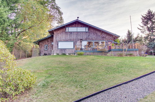 Photo 6 - Puget Sound Cottage w/ Private Community Beach