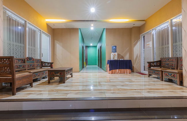 Hotel D'Madinah Inn - Gentan - Foto 34