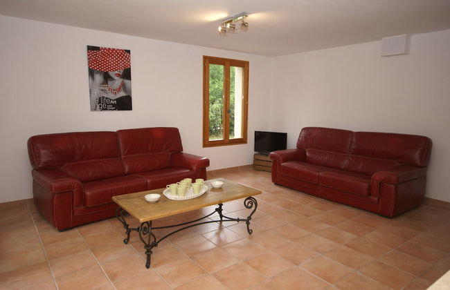 Captivating Holiday Home in Les Vans With Pool - Photo 24