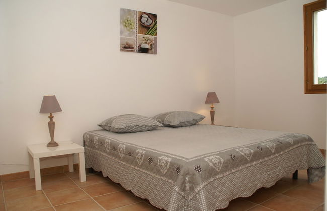 Captivating Holiday Home in Les Vans With Pool - Foto 16