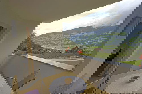 Foto 19 - Luxurious Apartment in Fugen Near Forest