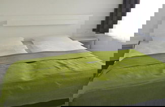 Photo 2 - Aparthotel by Lake Heidensee With Boat Rentals