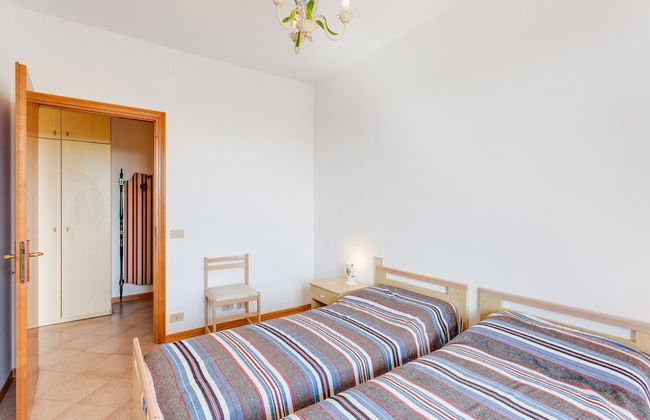 Elegant Apartment on Lake Trasimeno - Photo 22