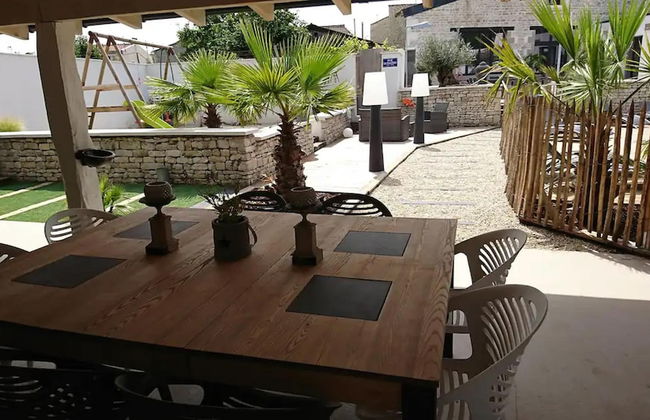 Magnificent Villa in Nuaille-d'aunis With Wellness - Foto 45