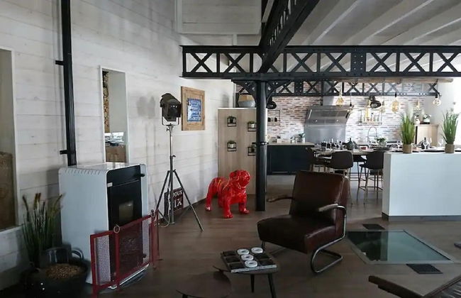 Magnificent Villa in Nuaille-d'aunis With Wellness - Foto 33