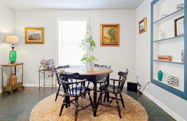 2BR Cozy House Near Plaza District - Foto 2