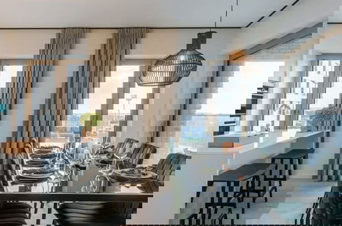 Foto 3 - Beautiful Apartment With Terrace and Parking