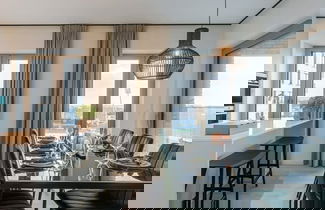 Foto 3 - Beautiful Apartment With Terrace and Parking