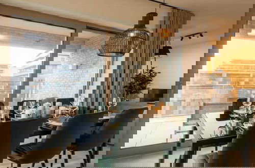 Foto 17 - Beautiful Apartment With Terrace and Parking