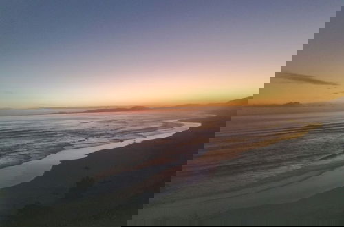 Foto 26 - Experience Nature at Brenton on Sea With Breakers Dolphins and Whales