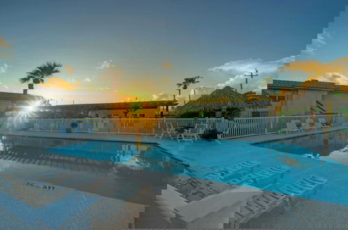 Foto 29 - Stay Palm by Avantstay Boardwalk, Pool