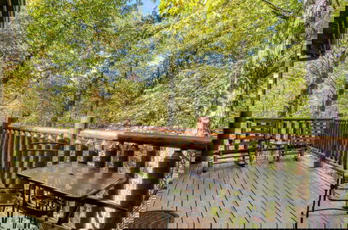 Foto 5 - Dog Friendly Quiet Chalet Hot Tub Fireplace