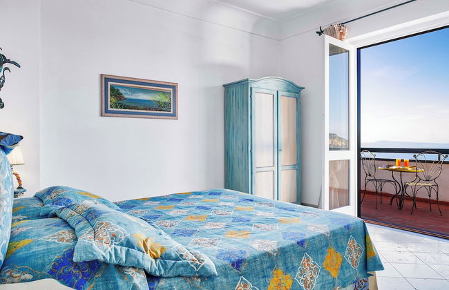Villa Golfo Di Napoli With Private Pool - Photo 2