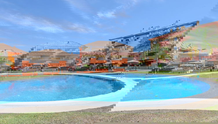 Photo 1 - Las Cumbres in Islantilla