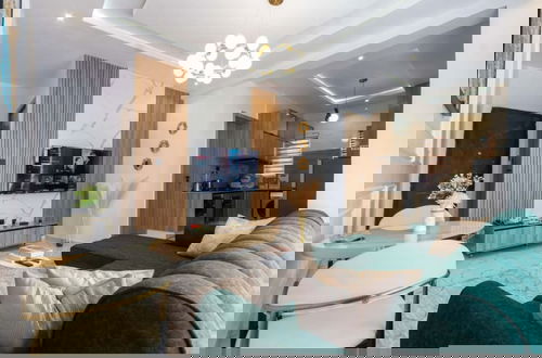 Foto 1 - Lux Lekki Home w PS5 Balcony 24 7 Power Security