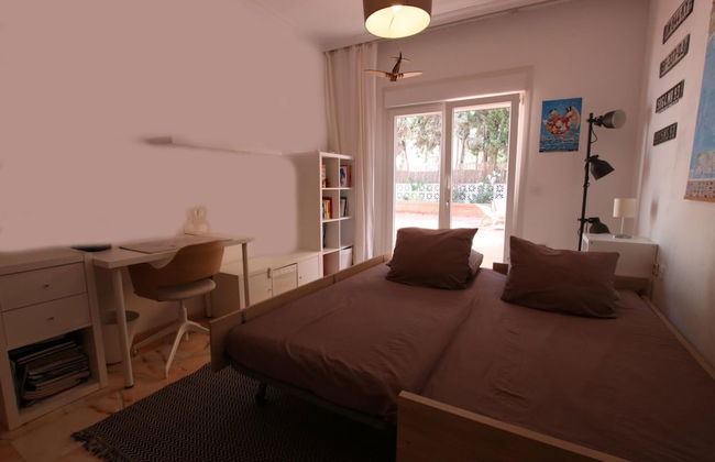 Tess Villa Olmos in M Laga - Photo 11