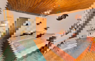 Foto 3 - Spacious House In Fugen With Terrace