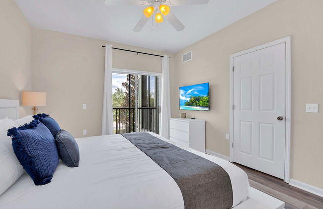 2BR Condo - Hot Tub Pool Near Disney - Foto 16