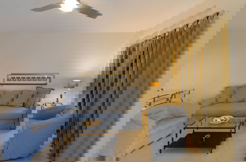 Foto 7 - Avia Blue Maisonette - Steps From the Sea
