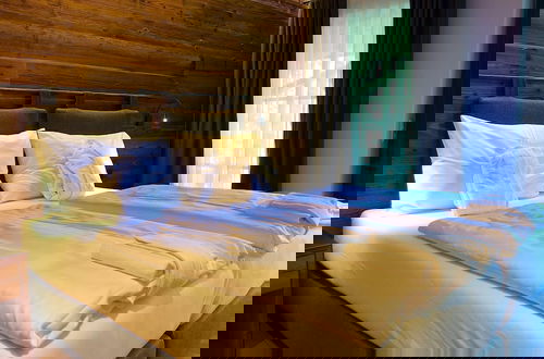 Foto 5 - Chalet in Saalbach With Panoramic Sauna