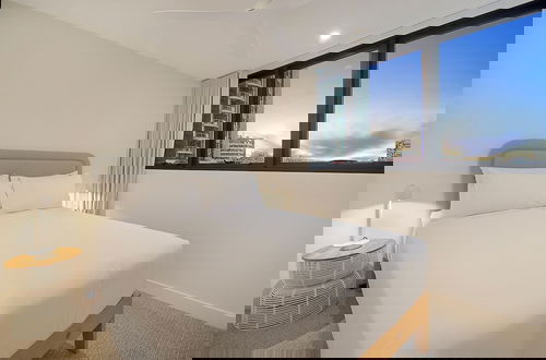 Photo 4 - The Shores Surfers Paradise Apartments