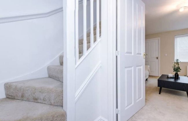Lovely three bed home Manchester - Foto 25
