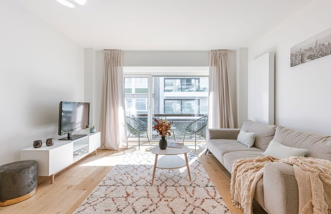 Beachside Apartment for Four at Knokke-heist - Foto 1