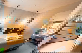 Photo 1 - 87 Gauden Road