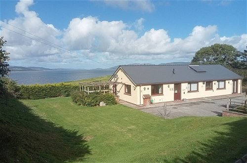 Foto 31 - Impeccable 5-bed Cottage in Fahan Buncrana