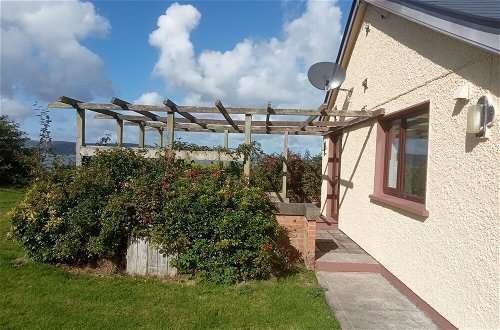 Photo 30 - Impeccable 5-bed Cottage in Fahan Buncrana