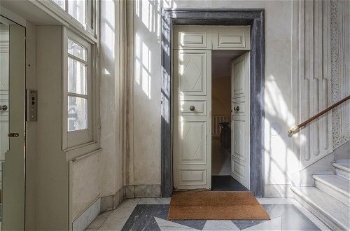 Photo 26 - Garibaldi Glamorous Apartment by Wonderful Italy