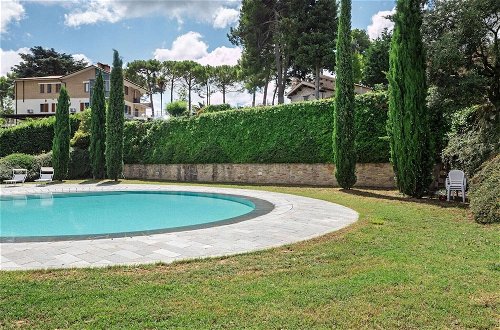 Foto 13 - Romantic Apartment in Mombaroccio With Swimming Pool