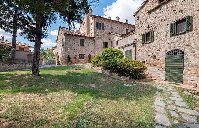 Apartment in Noble Villa Near Ecological Park - Foto 1