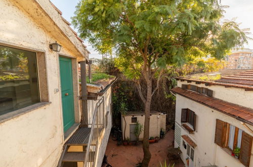 Photo 28 - Trastevere Romantic Terraced Apartment