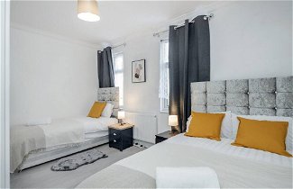 Foto 2 - Stunning Top 2 Bed Flat Tilbury Central Location