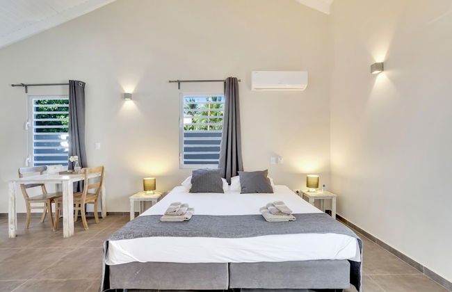 All Seasons Apartments - Photo 12