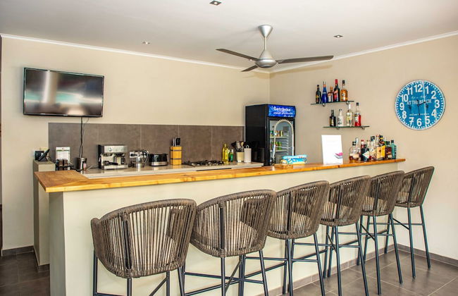 All Seasons Apartments - Photo 19