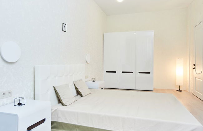 28 Pearls for VIP guests Apartments - Photo 5