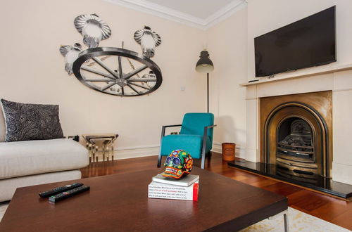 Photo 25 - Luxury 2 Bedroom Apartment in London Bridge