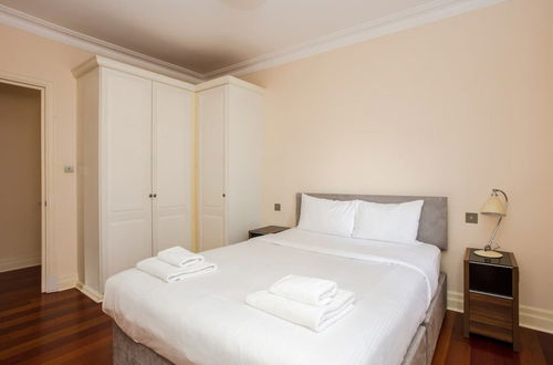 Photo 10 - Luxury 2 Bedroom Apartment in London Bridge