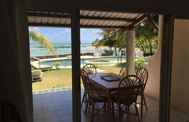 Beachfront Bungalow With Pool - by Feelluxuryholidays - Photo 13