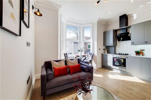 Photo 1 - Lovely 1-bed Apartment in London With Courtyard