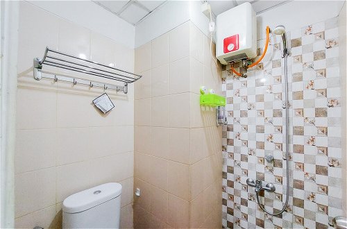 Foto 8 - Good And Clean Studio Room Serpong Greenview Apartment